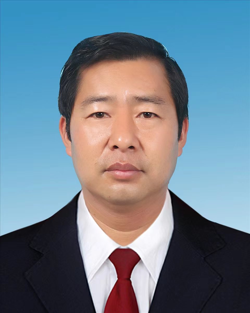 罗子春个人照片.jpg