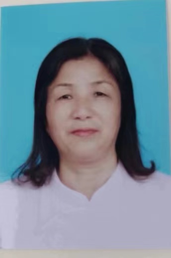 姚美娟个人证件照.jpg
